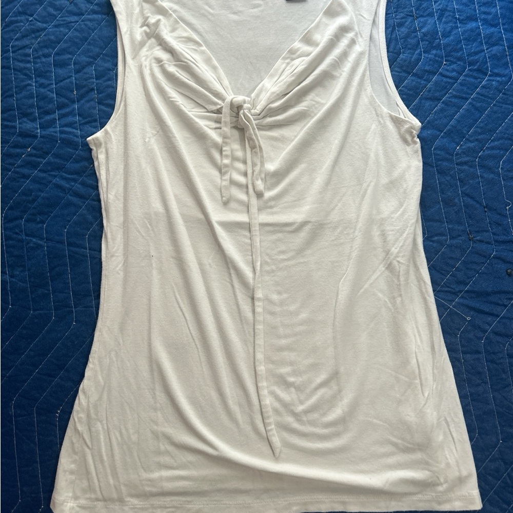 Liz Claiborne White Tie-Front Tank Top